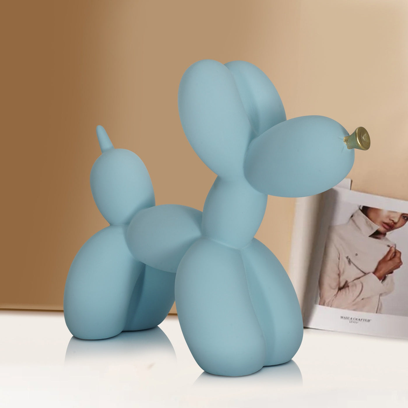 Simple blue balloon dog home decoration